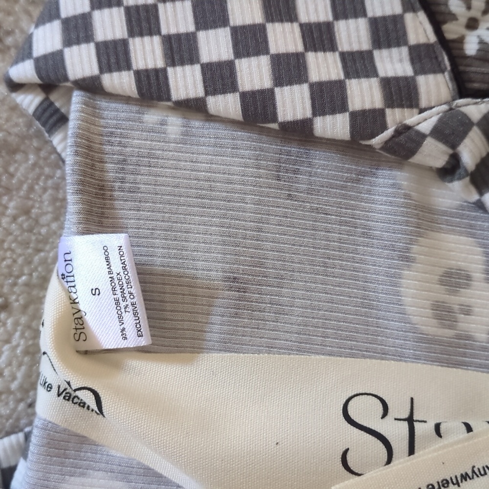 NWT Cropped Staykation Skelly Bamboo Rib PJ Set "Skelly & Cherry" - Picture 8 of 9